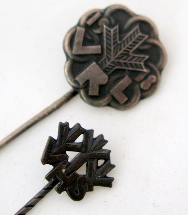 Finnish Freedom war 1918 association membership pin and post-war association membership pin