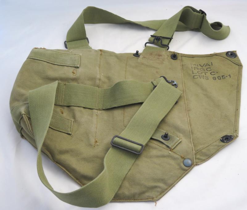 WW2 US army service gas mask