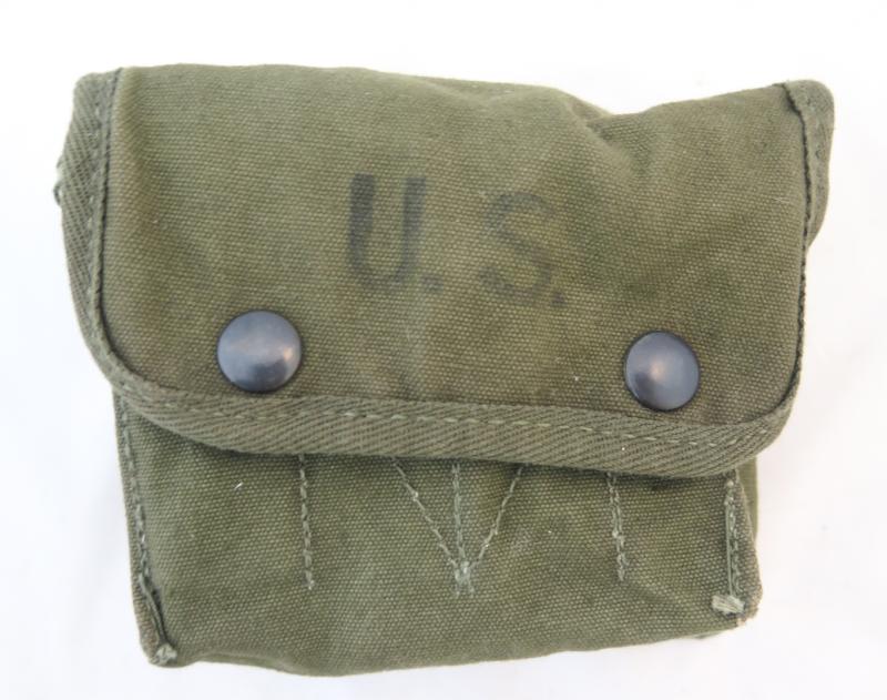Dragoon Militaria WW2 US army M2 jungle 1st aid kit Avery 1945