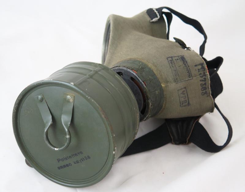 WW2 Finnish gas mask M38