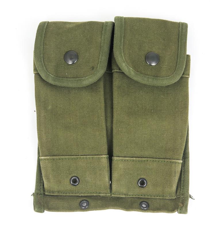 Vietnam war period US Stoner 63A1 magazine pouch