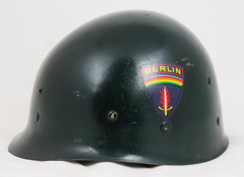 Cold war US army parade M1 liner - Berlin brigade