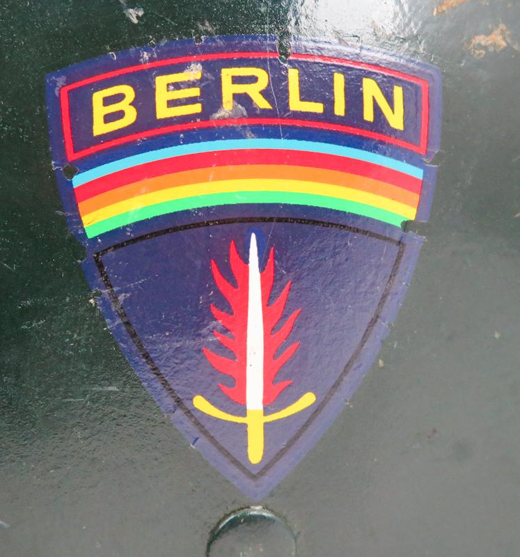 Cold war US army parade M1 liner - Berlin brigade