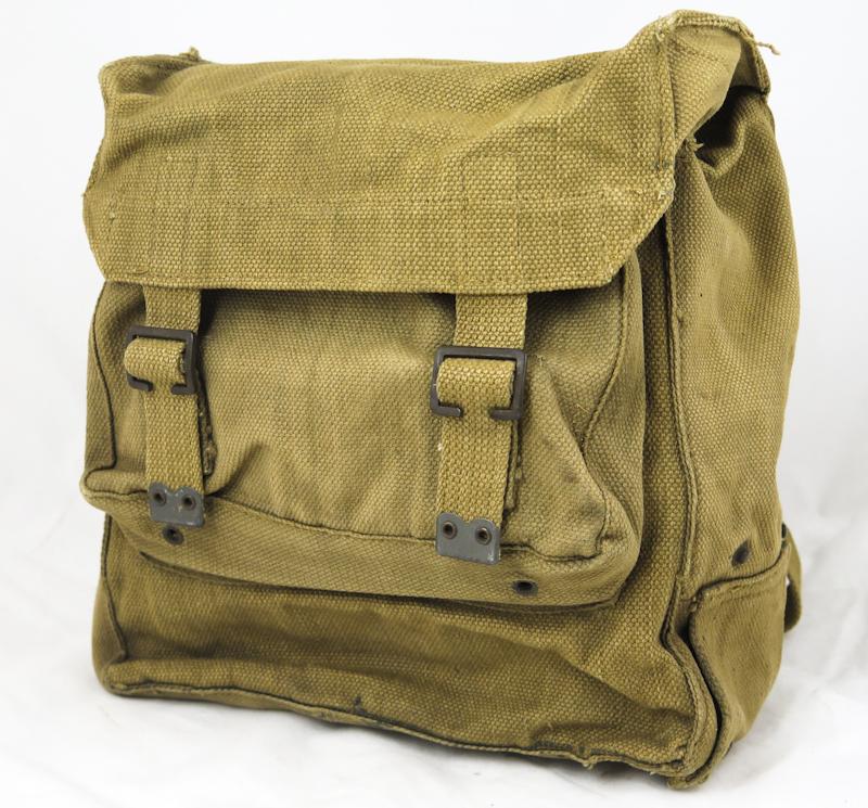 WW2 British army Satchel signals No.5 - Mine detector bag