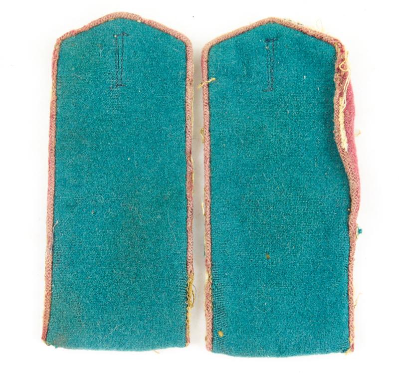 WW2 Soviet M43 shoulder straps - Border guards