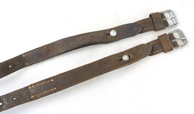 WW2 German Wehrmacht/Waffen-SS leather strap pair -mantelriemen