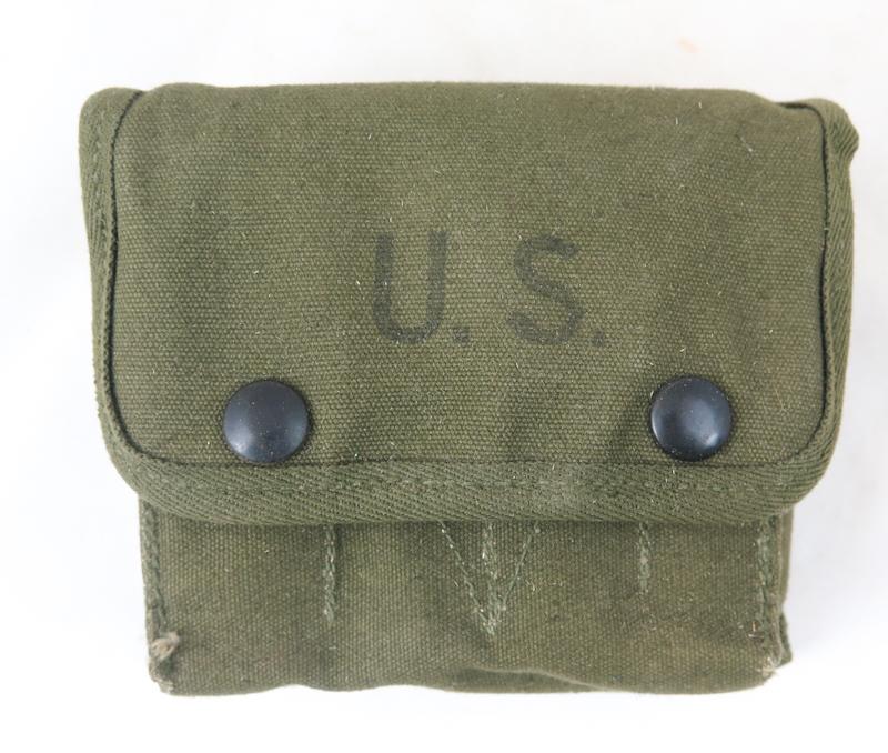 WW2 US army M2 jungle 1st aid kit - Avery 1945