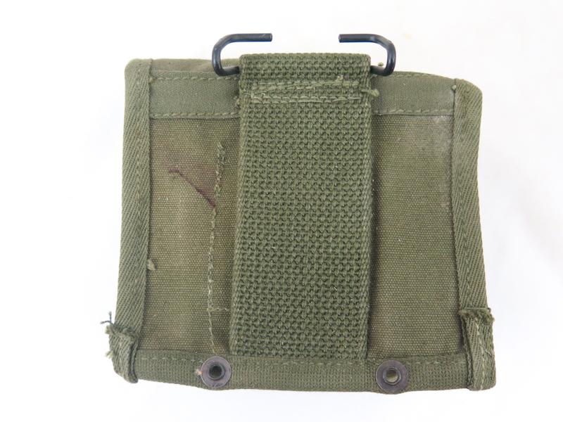 WW2 US army M2 jungle 1st aid kit - Avery 1945