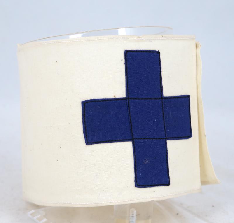 WW2 Finnish army vetenerian arm band - blue cross