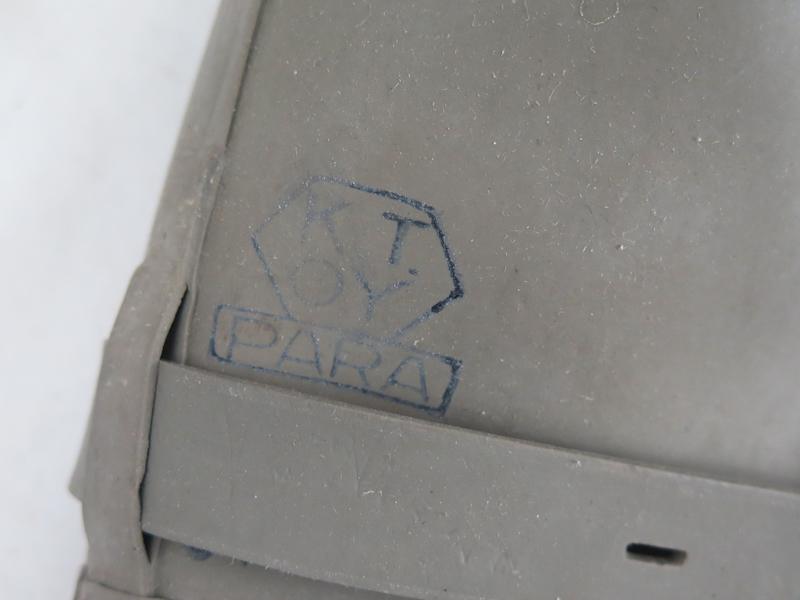 WW2 Finnish civil defence gasmask M/39