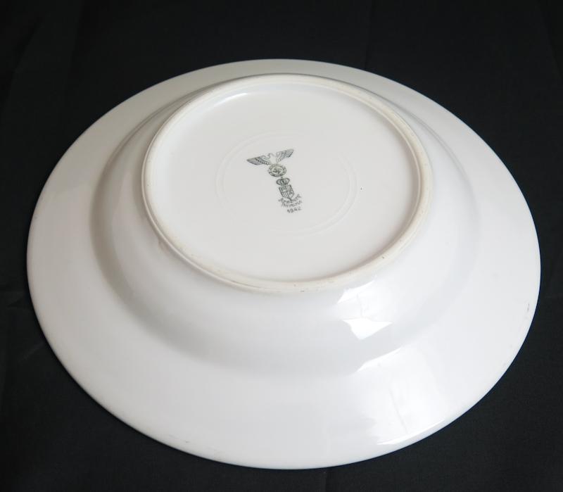WW2 German Wehrmacht mess hall soup plate - 1942