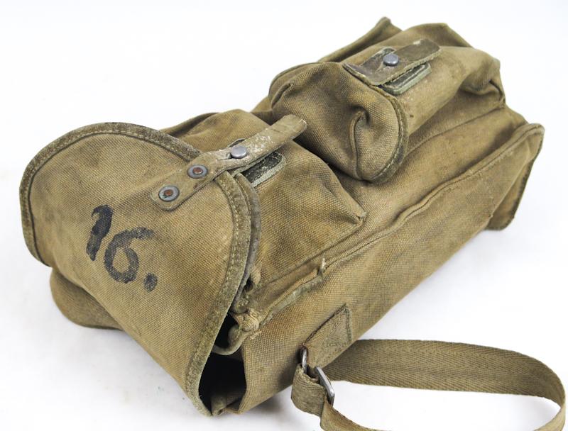 WW2 Finnish gas mask bag M38