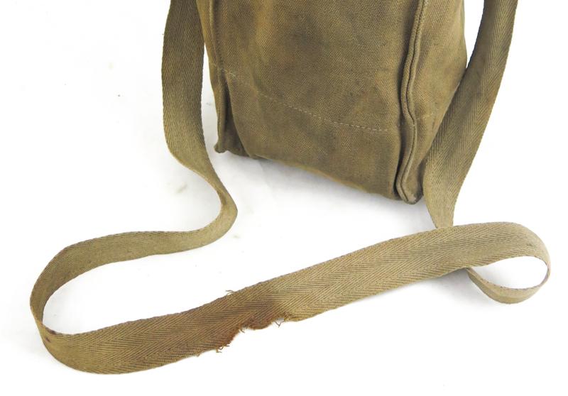 WW2 Finnish gas mask bag M38