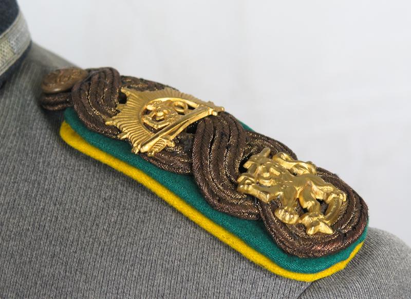 Pre-war Finnish army officers M/1922 tunic - Named Jäger troop officer