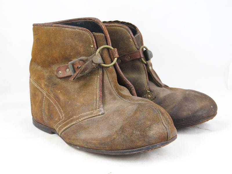 1920s Finnish air force flight over boots - 1929