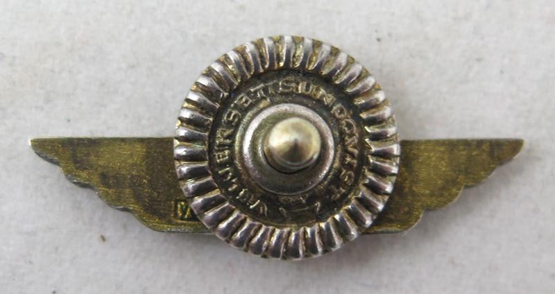 Post-war Finnish air force observer flight badge M/45 miniature