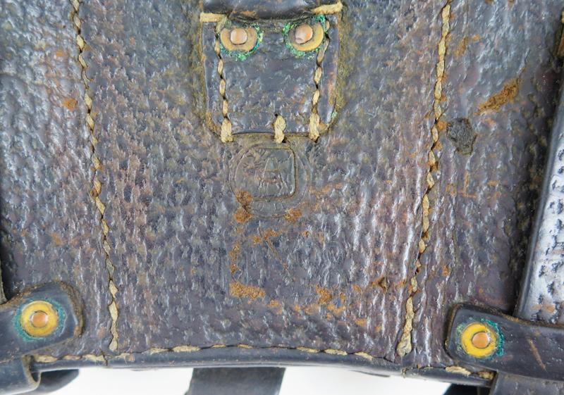 WW2 Finnish army ammo pouch - int28