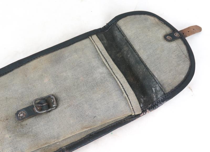 WW2 Finnish army barbed wire short scissors with pouch