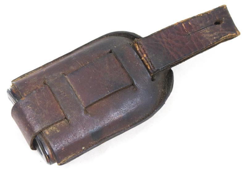 WW2 Finnish Pikiöljy insect repellent pouch and bottle