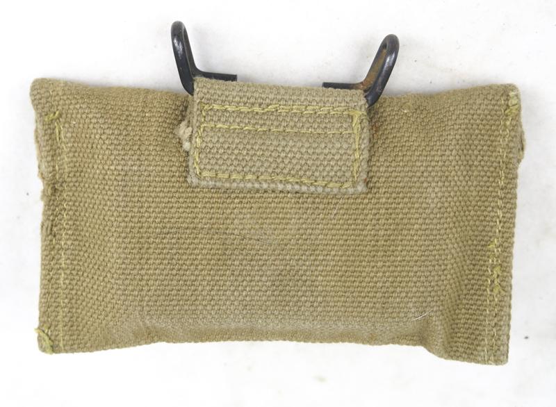 WW2 US army M1942 1st aid pouch - British made 1944