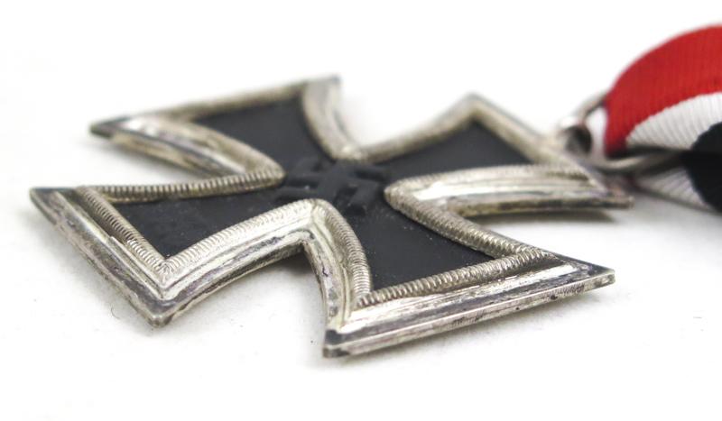 WW2 German Iron cross 2nd class 1939