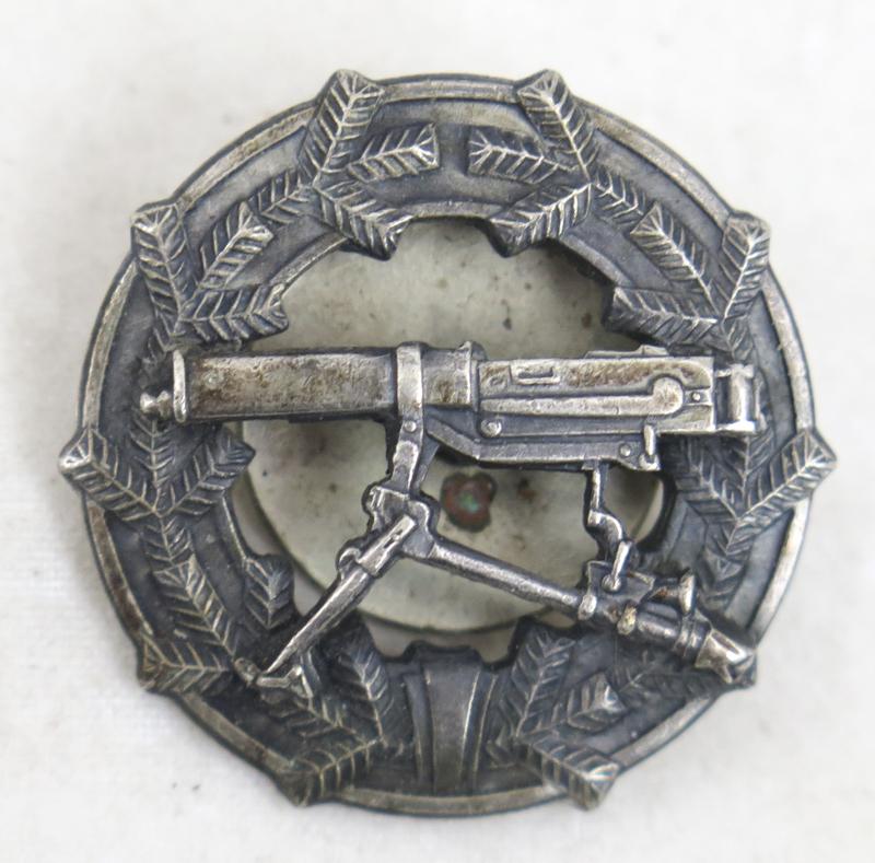 Pre-war Finnish army M/33 marksman badges - set