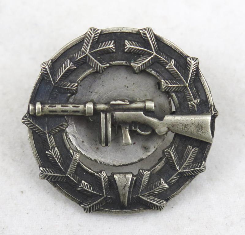 Pre-war Finnish army M/33 marksman badges - set