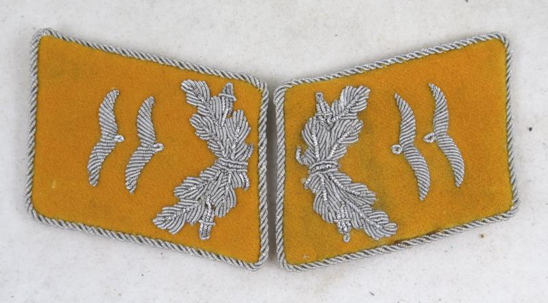 WW2 German Luftwaffe officers flyer/paratrooper lieutenant collartabs and shoulderboards