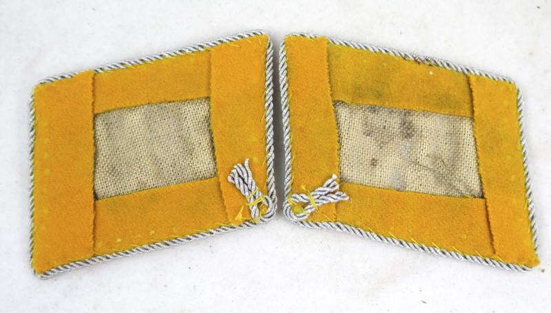 WW2 German Luftwaffe officers flyer/paratrooper lieutenant collartabs and shoulderboards