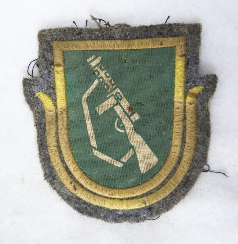 Finnish army M/49 trade-patch for sub-machinegunner