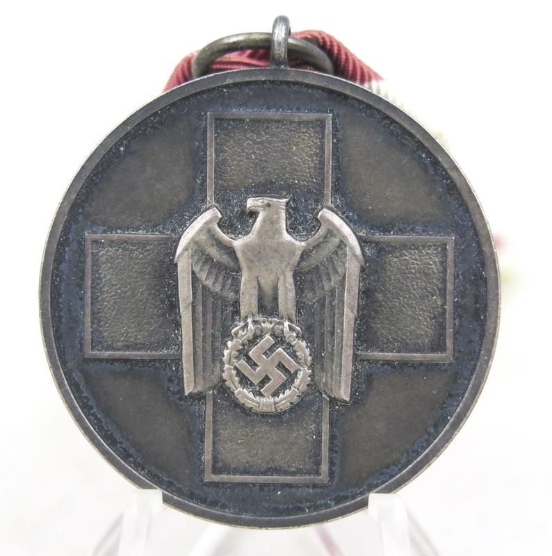 WW2 German Volkspflege medal