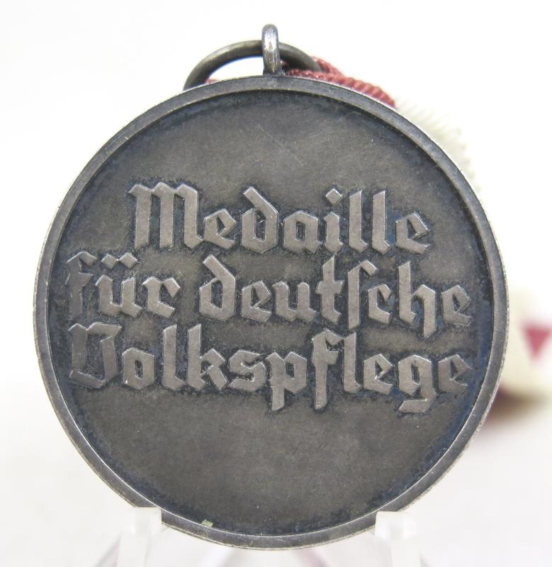 WW2 German Volkspflege medal