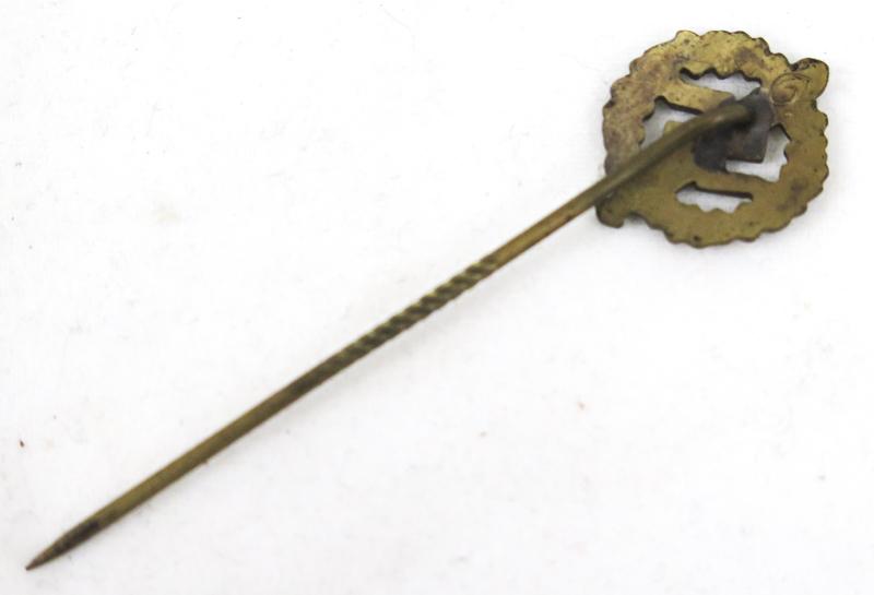 WW2 German SA sport badge miniature bronze class