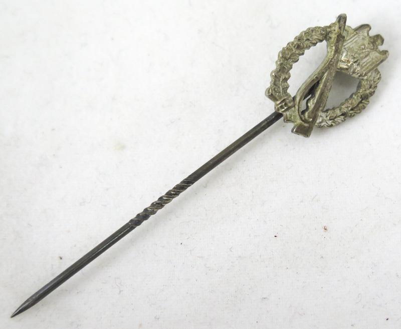 WW2 German miniature Infantry assault badge